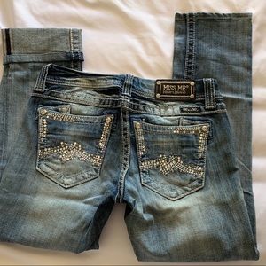 Miss Me Straight Cropped Size 27 JE1099T2N